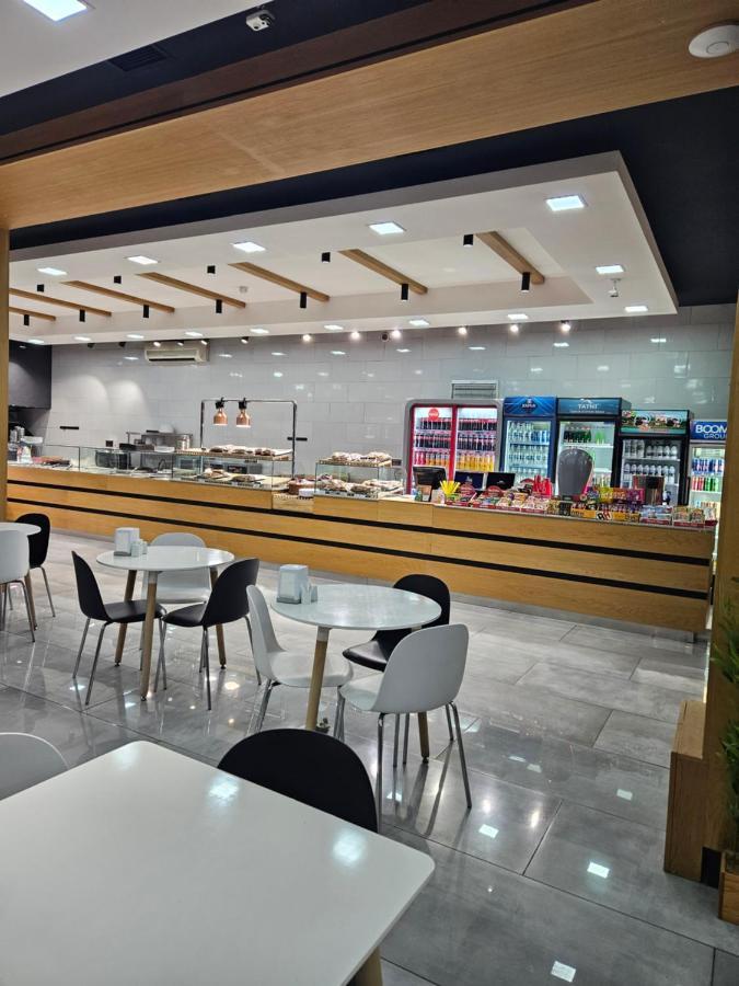 Galstyans Hotel Evn Airport P'arak'ar Extérieur photo