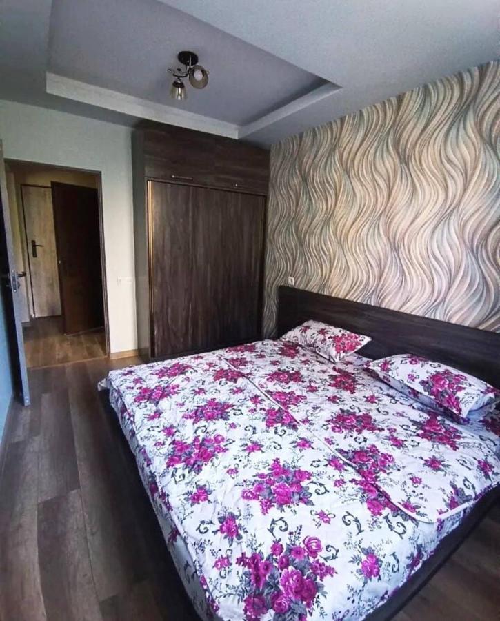 Galstyans Hotel Evn Airport P'arak'ar Extérieur photo